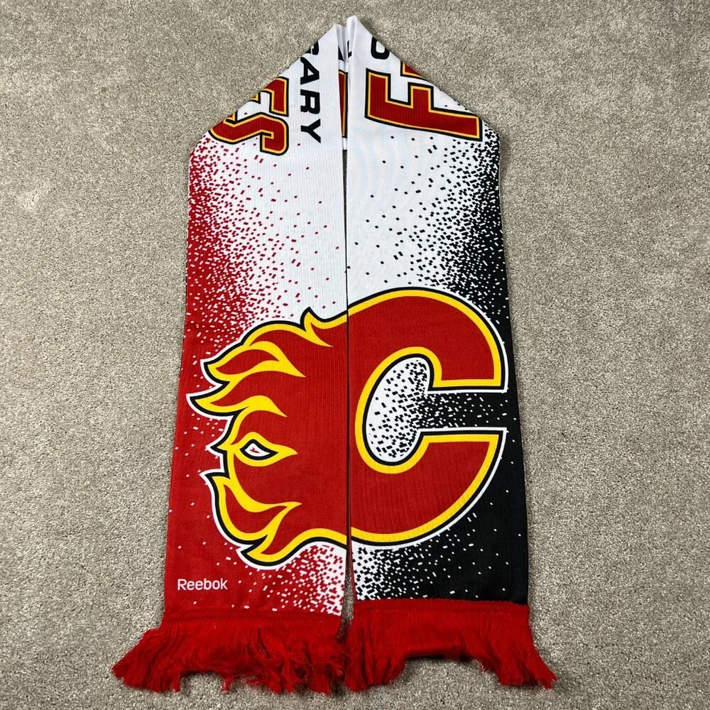 Reebok Unisex OSFA Red White Winter Fringe Calgary Flames Ice Hockey Scarf NWT‎
